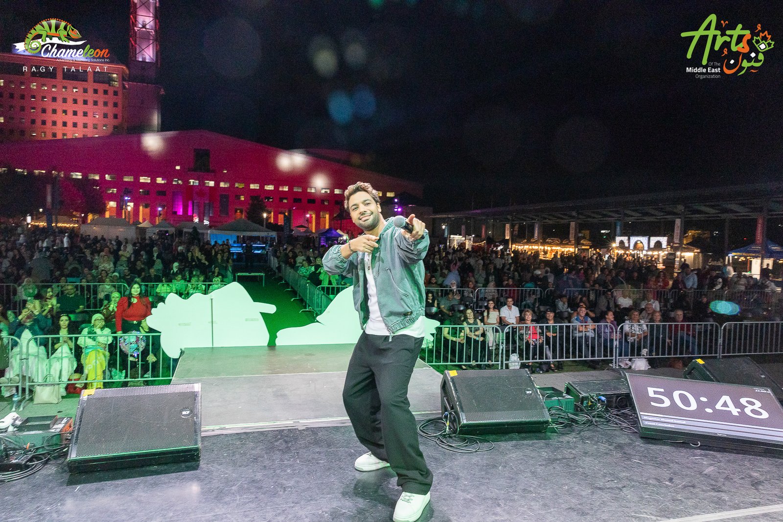 Ahmed Gamal performing on the North America Tour — photo 5
