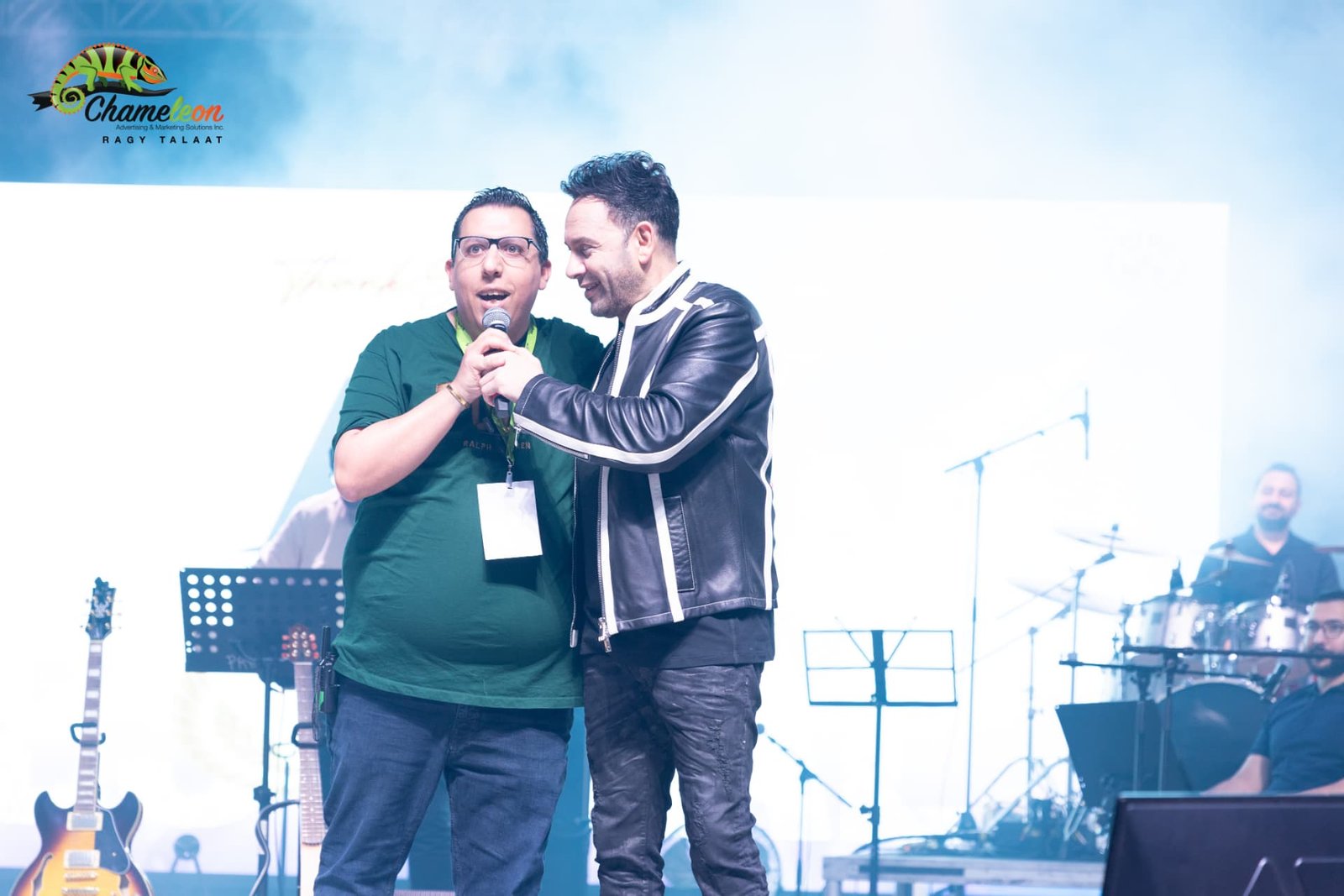 Moustafa Amar performing on the North America Tour — photo 15
